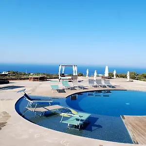 Bed & Breakfast Dammusi Al-qubba Wellness&resort, Campobello